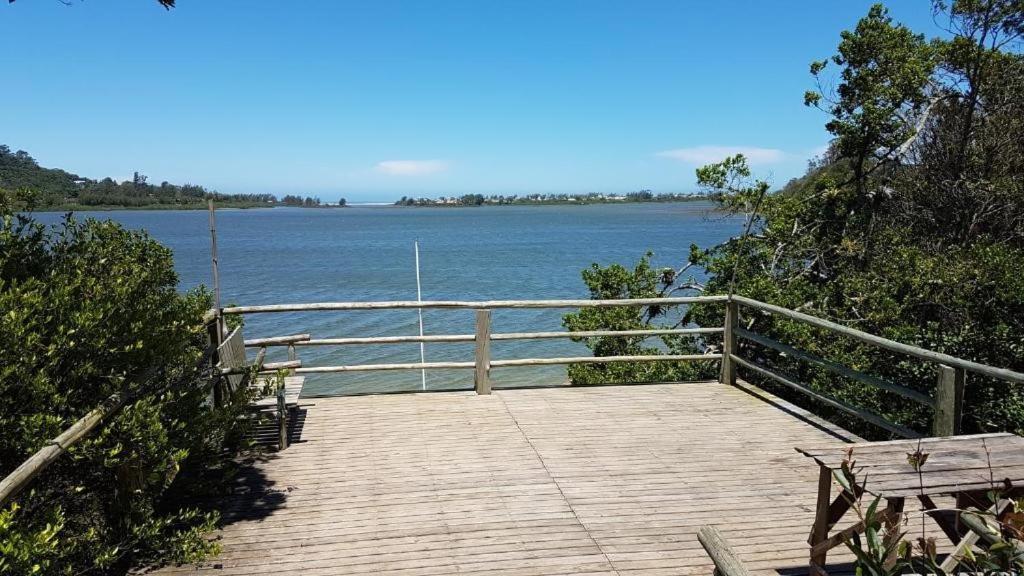 Pousada Biso Finoca Ibiraquera Имбитуба Экстерьер фото