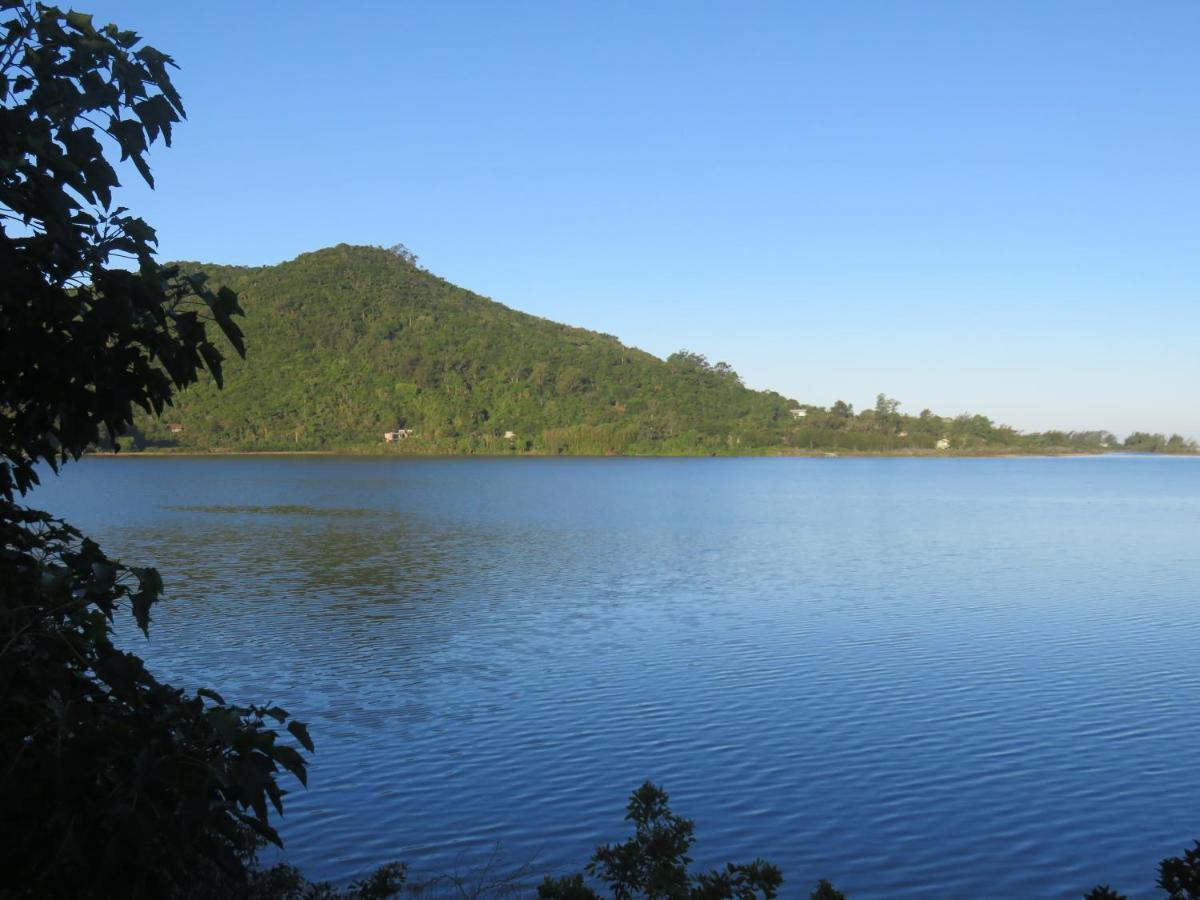 Pousada Biso Finoca Ibiraquera Имбитуба Экстерьер фото