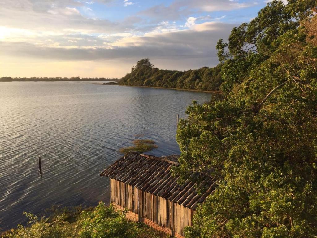 Pousada Biso Finoca Ibiraquera Имбитуба Экстерьер фото